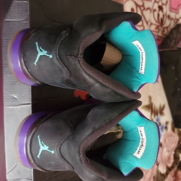 Jordan Grape 5s - Picture 3 of 4